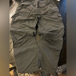 North face men’s large hiking pants with zip off shorts